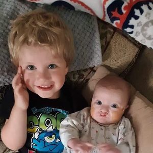 Meet your Posher, Dennis